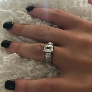 Gorgeous CZ wedding ring.